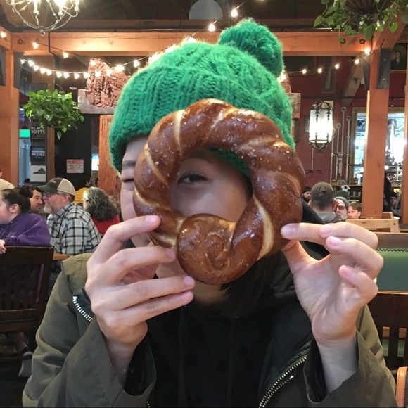 Meet your Posher, Kristin - Picture 1 of 1